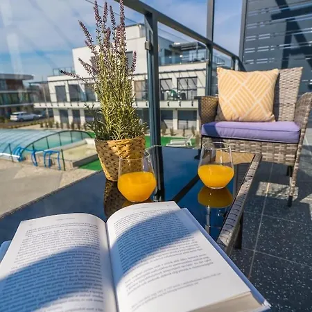 Apartament Grey Lights Garden Siófok
