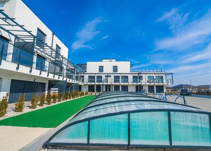 아파트 Grey Lights Garden *